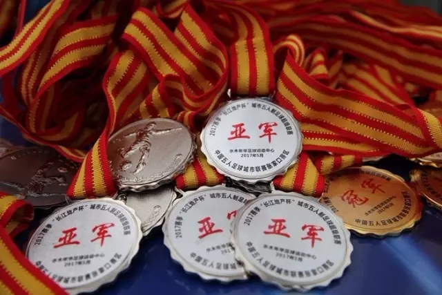 养老金制度亟待调整，如何实现公平再分配？